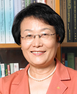 김수지 교수
