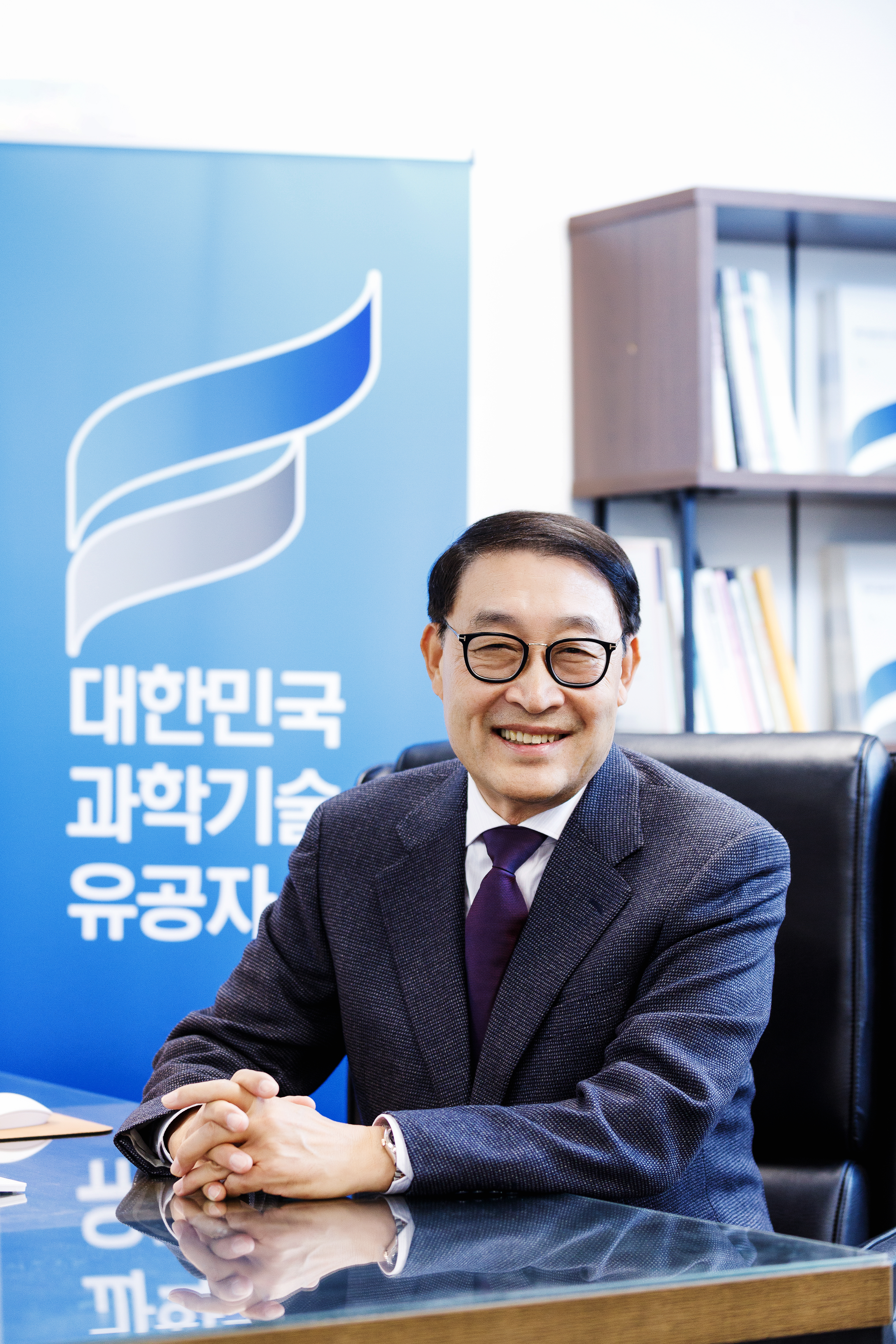 이현순1.jpg 이미지입니다.